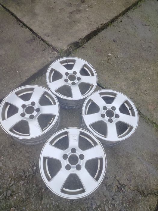 Титани R15 Вольво Форд 5*108