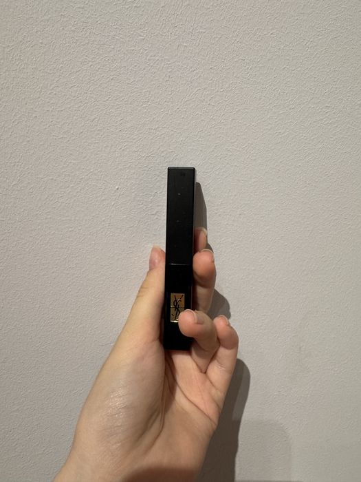 Помада Yves Saint Laurent Rouge Pur Couture The Slim Velvet Radical