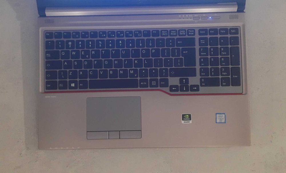 Wydajny laptop do gier - 15,6", Intel i7, Nvidia, 32GB, 2000GB