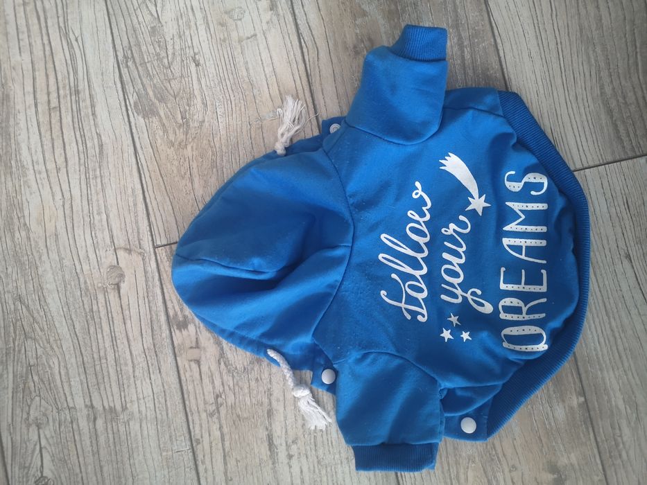 Ubranko dla małego pieska bądź szczeniaka