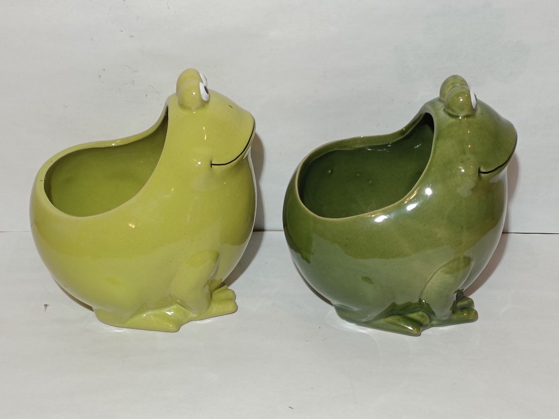 Osłonka ceramiczna żaba handmade