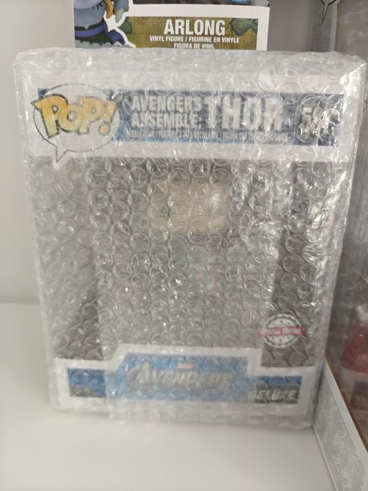 Lote Funko Pop's Yu-Gi-Oh, Chainsaw, Digimon, One Piece, Marvel