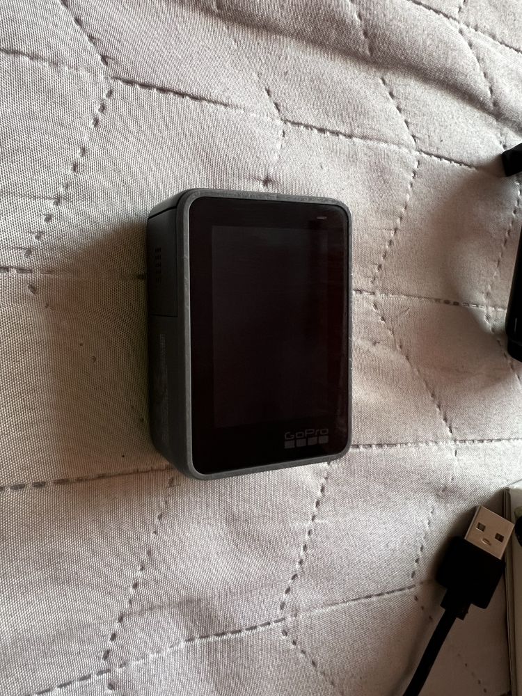 Kamerka GoPro Hero 7 Silver + obudowa + karta 128gb stan bardzo dobry