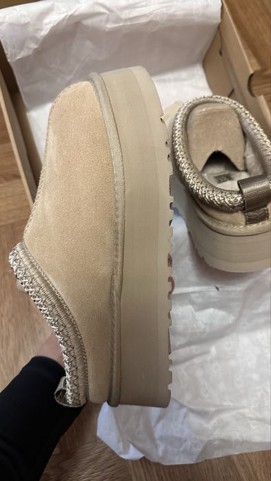 Ugg tazz бежеві угги