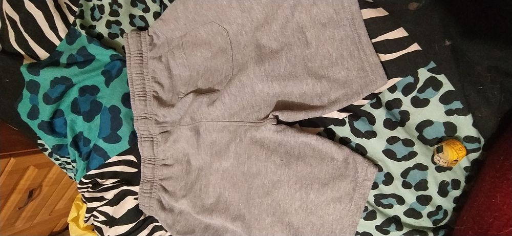 Шорти жіночі.    .