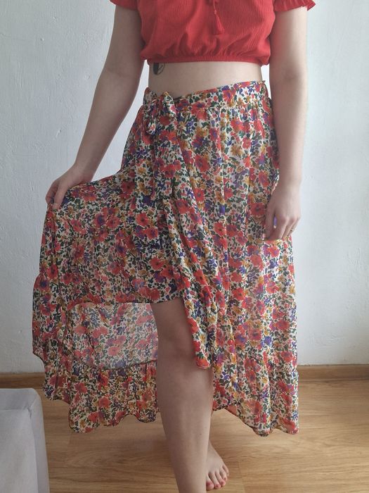 Długa spódnica w kwiatki