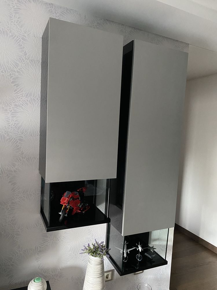Móvel tv + 2 colunas decoração/arrumação Evanyrouse