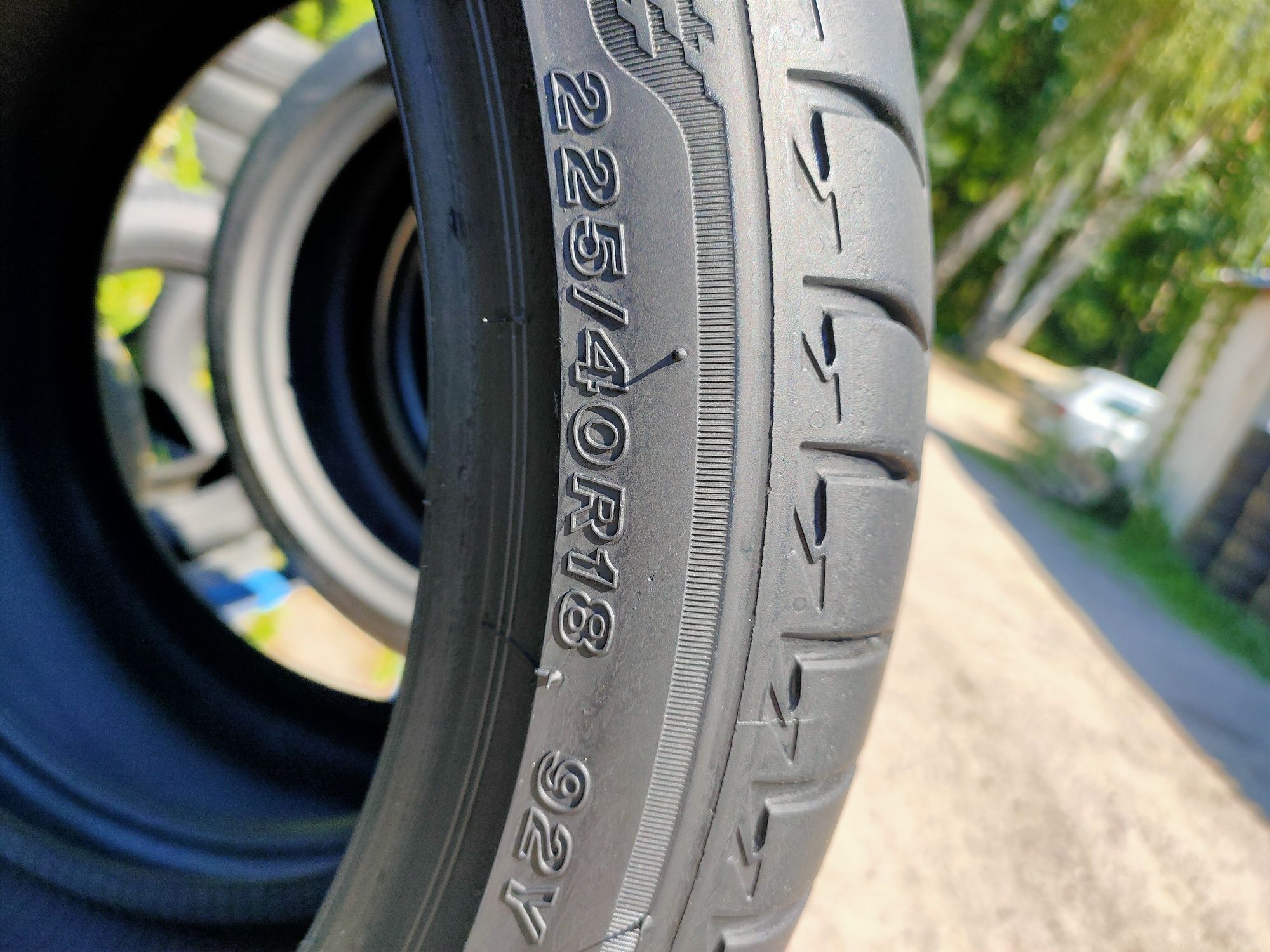 225/40r18 Bridgestone Turanza TOO5, 2021r 7.0mm