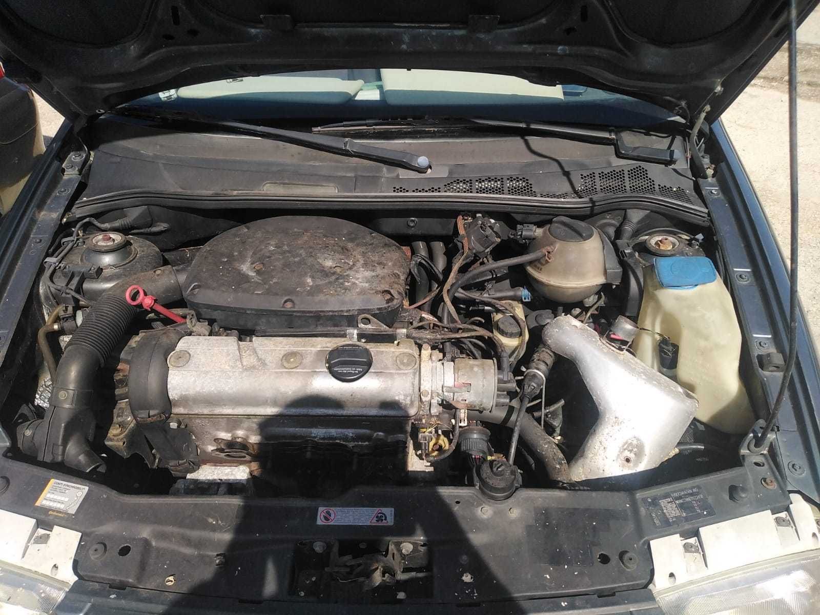 PARA PEÇAS Volkswagen Polo Mk3 1.0 a Gasolina de 1995 com boa Mecânica