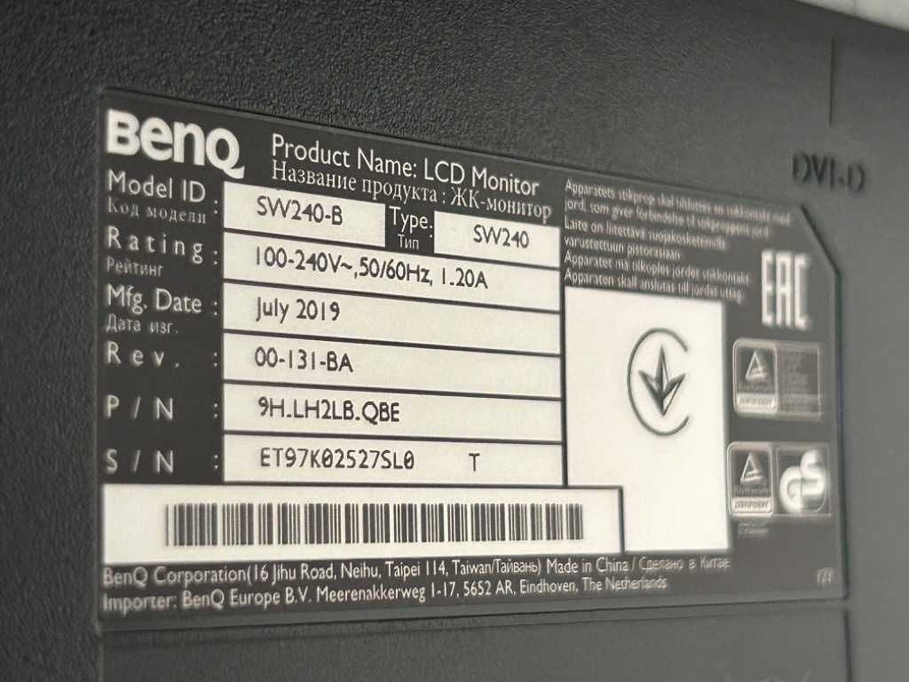 BENQ SW240 to 24-calowy monitor