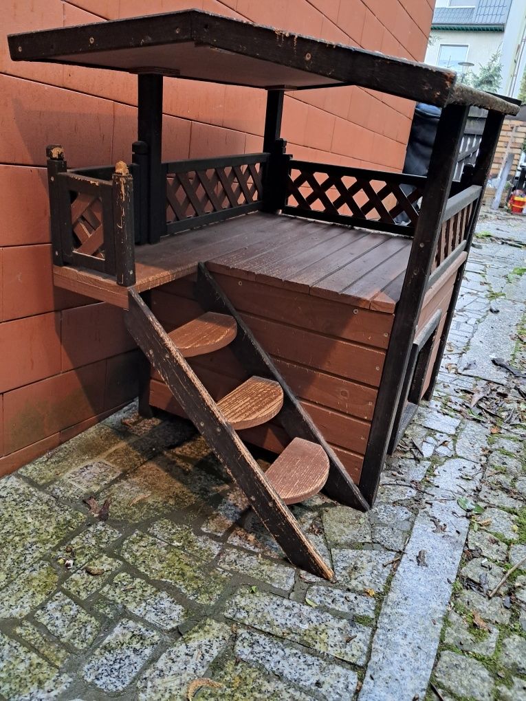 Domek buda dom dla kota z tarasem drewniany zewnetrzny letni ogrodowy