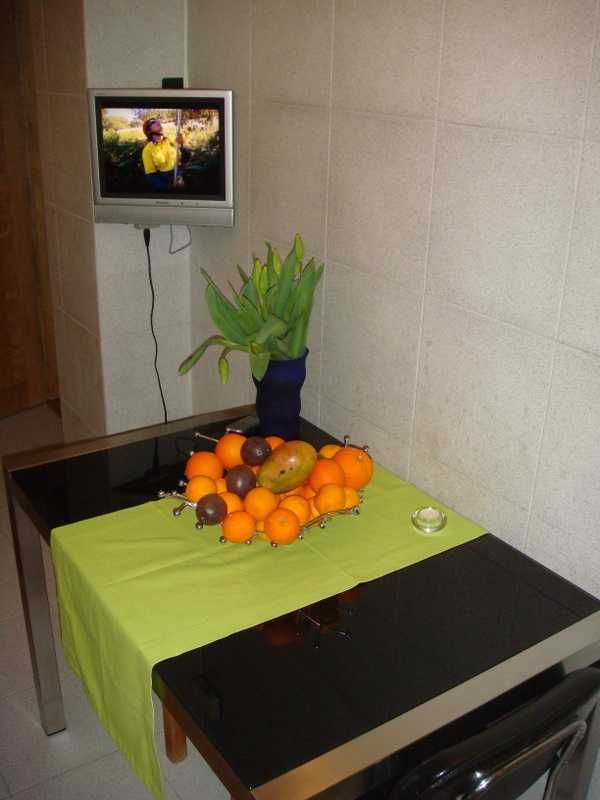 Mesa inox e vidro temperado