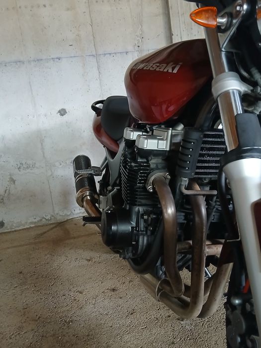 Kawasaki zr7 venda ou troca por mota 25/35kw