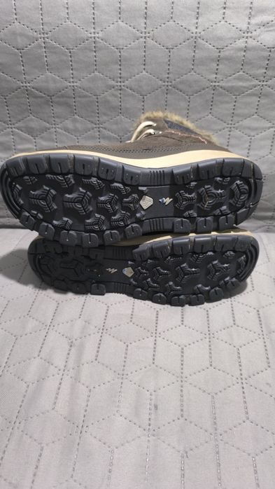 Зимові термо черевики QUECHUA WATERPROOF, 40 р., 26 см