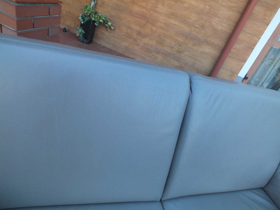 Wypoczynek skórzany firmy Musterring kolor szary.