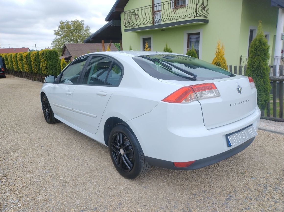 Renault Laguna 2009 1.6 16V 110 KM 6-biegow Klimatronic Alu 194 tyś KM