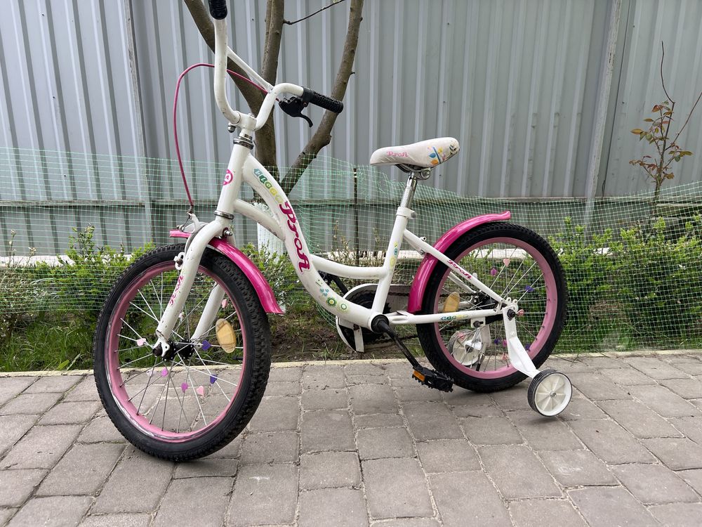 Велосипед на 18ʼ колесах для дітей.