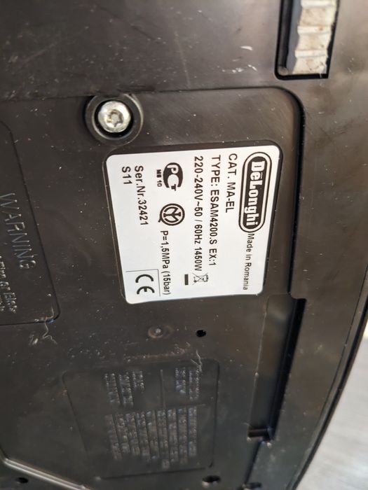 Ekspres DeLonghi Magnifica ESAM 4200.S