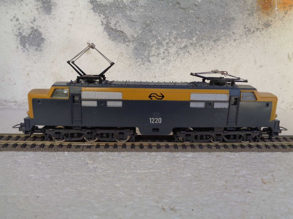 1:87 LIMA Locomotiva eletrica Holandesa 1220 comboio
