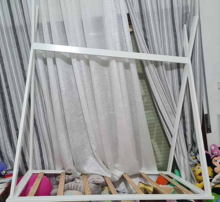 Cama montessori com colchão