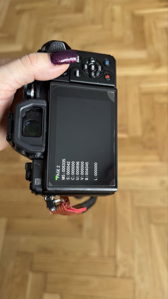 Olympus OM-D E-M10 Mark III + 3 obiektywy (w tym 1.8 25mm) + akcesoria