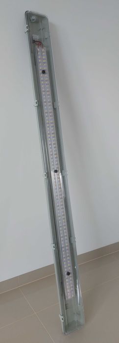 Lampa LED hermetyczna IP65, zasilanie 12V lub 24v, nowa