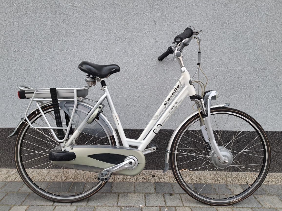 NOWA BATERIA Rower Elektryczny Gazelle Chamonix damski biały 36V M 53