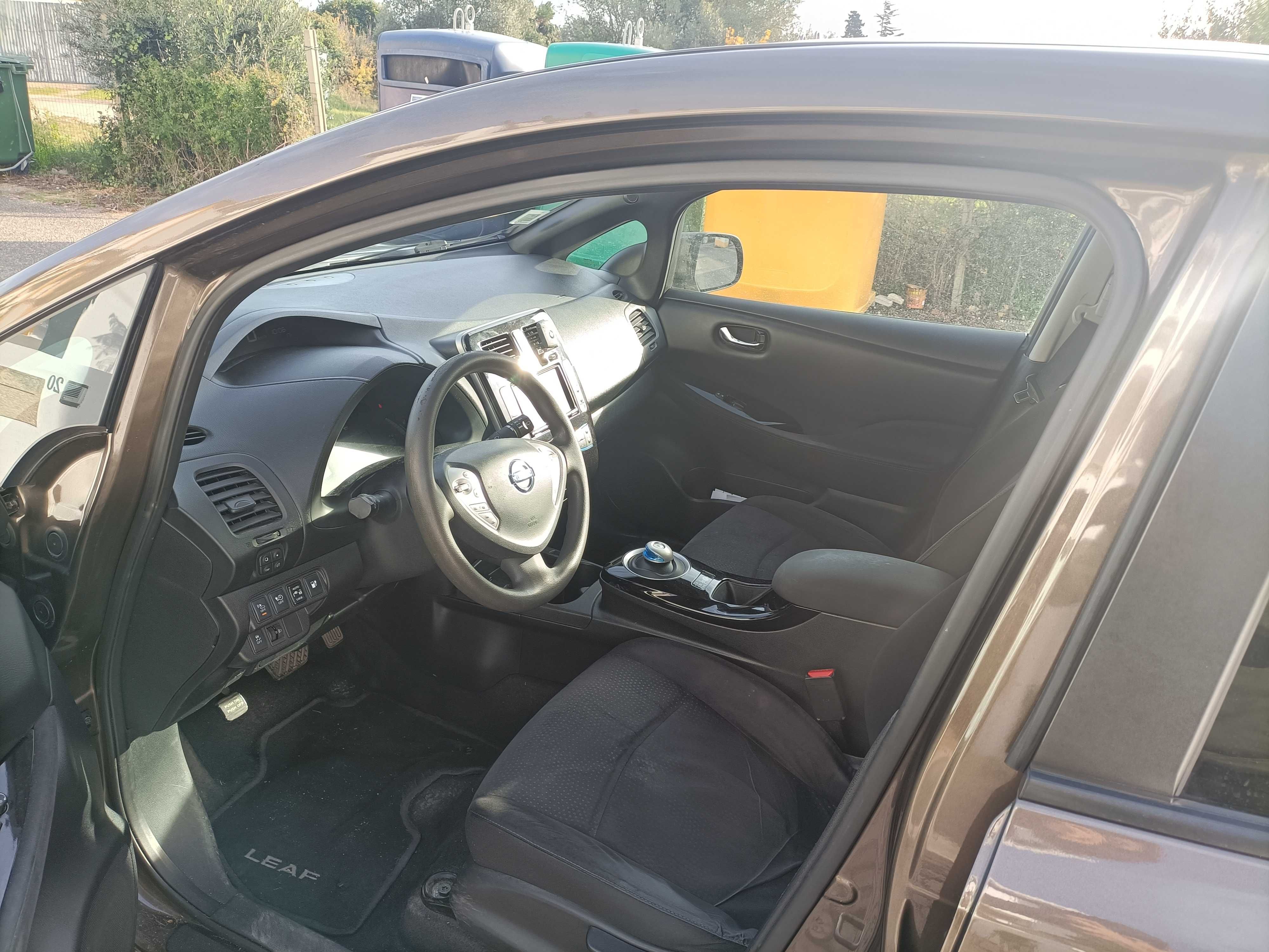 Nissan LEAF 30kw