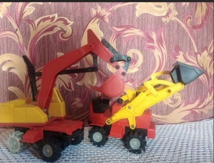 Детские экскаваторы времен СССР. (2 шт)