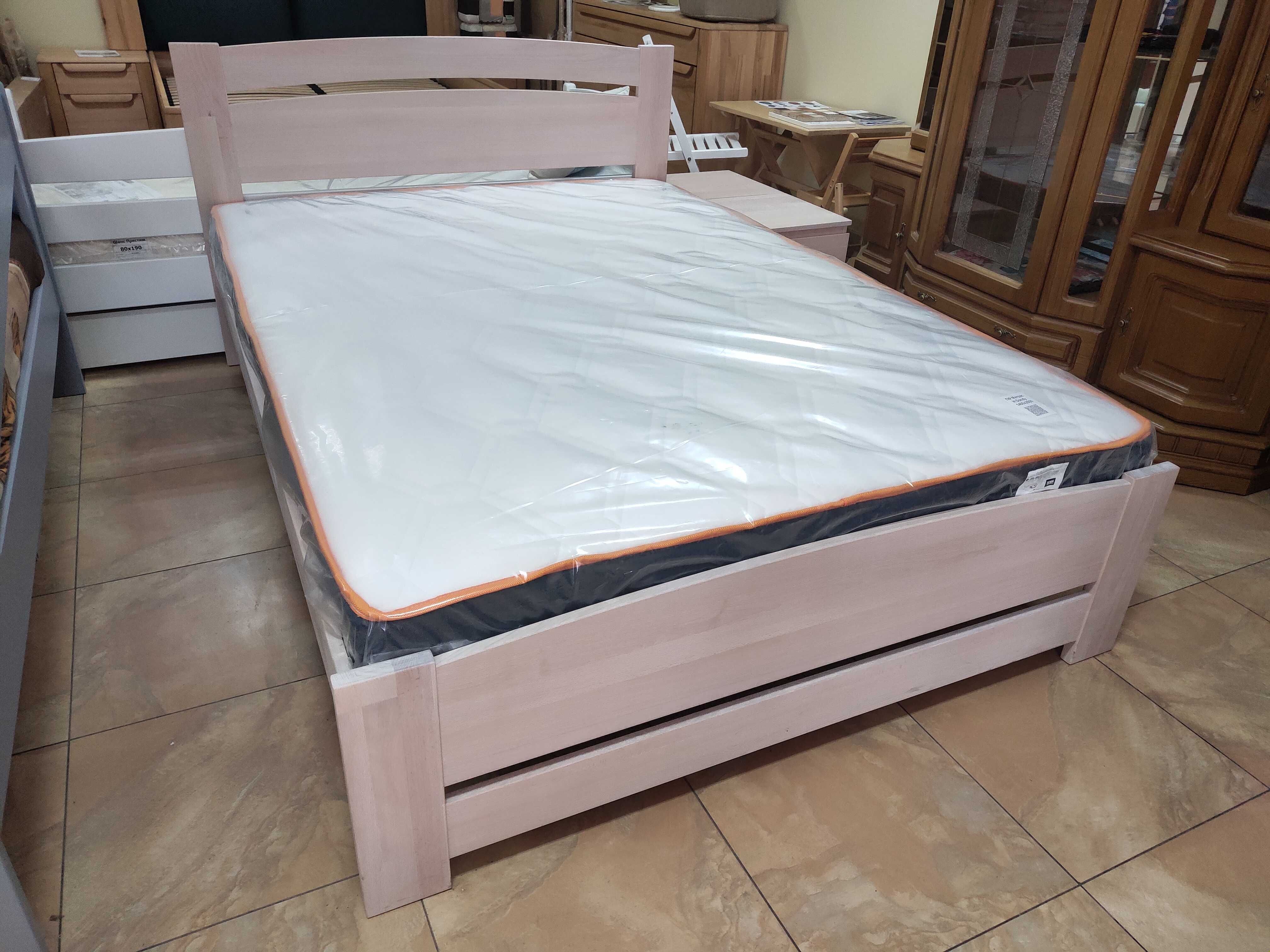 Ліжко дерев'яне, матрац