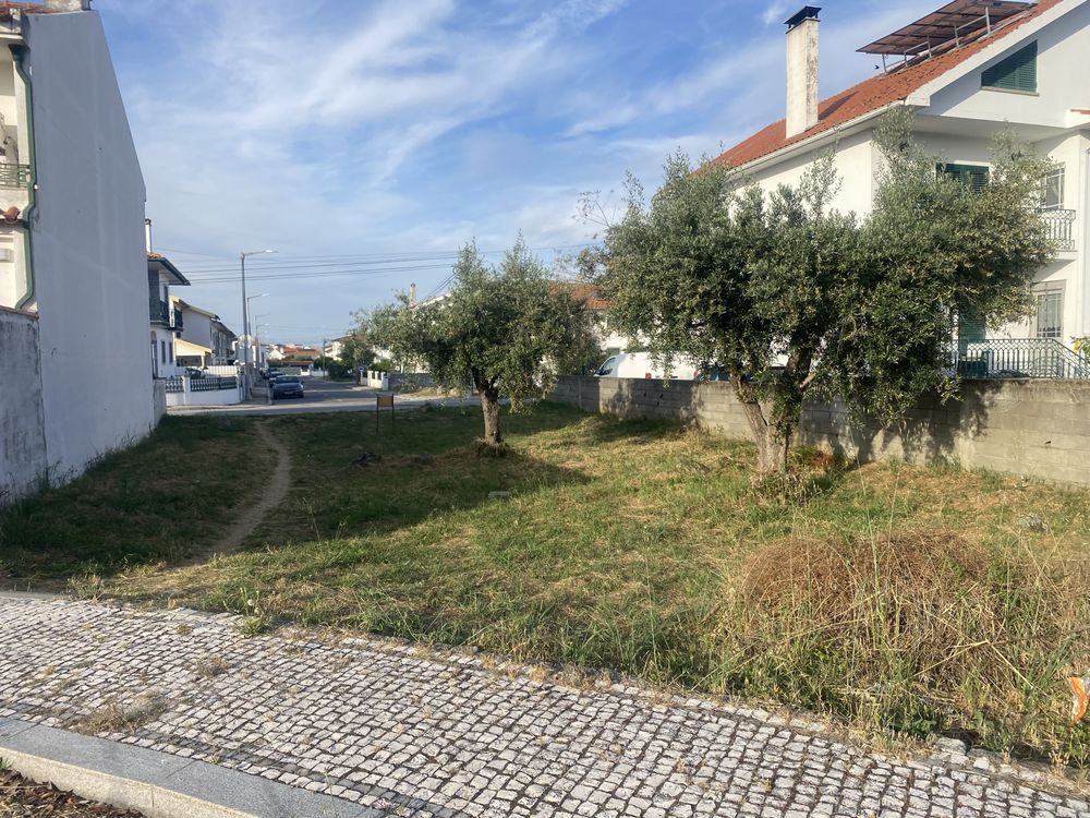 Lote de terreno para construção