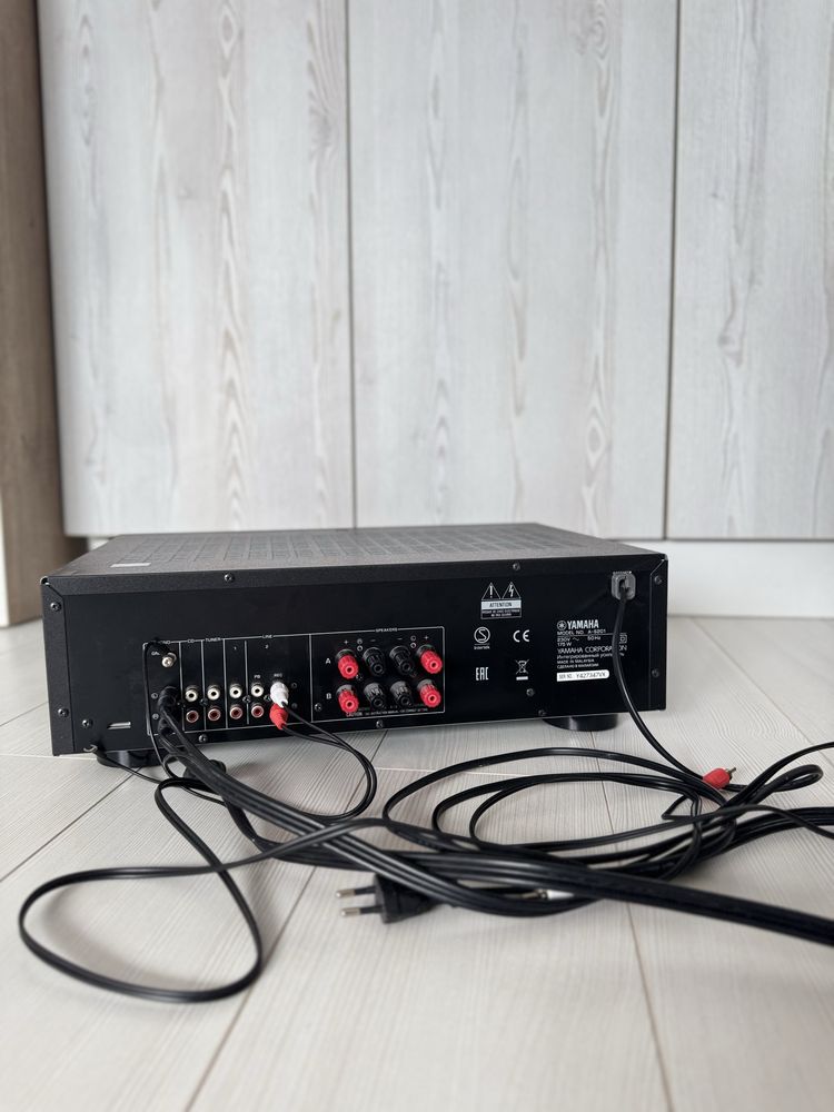 Стерео підсилювач Yamaha A-S201 + пульт