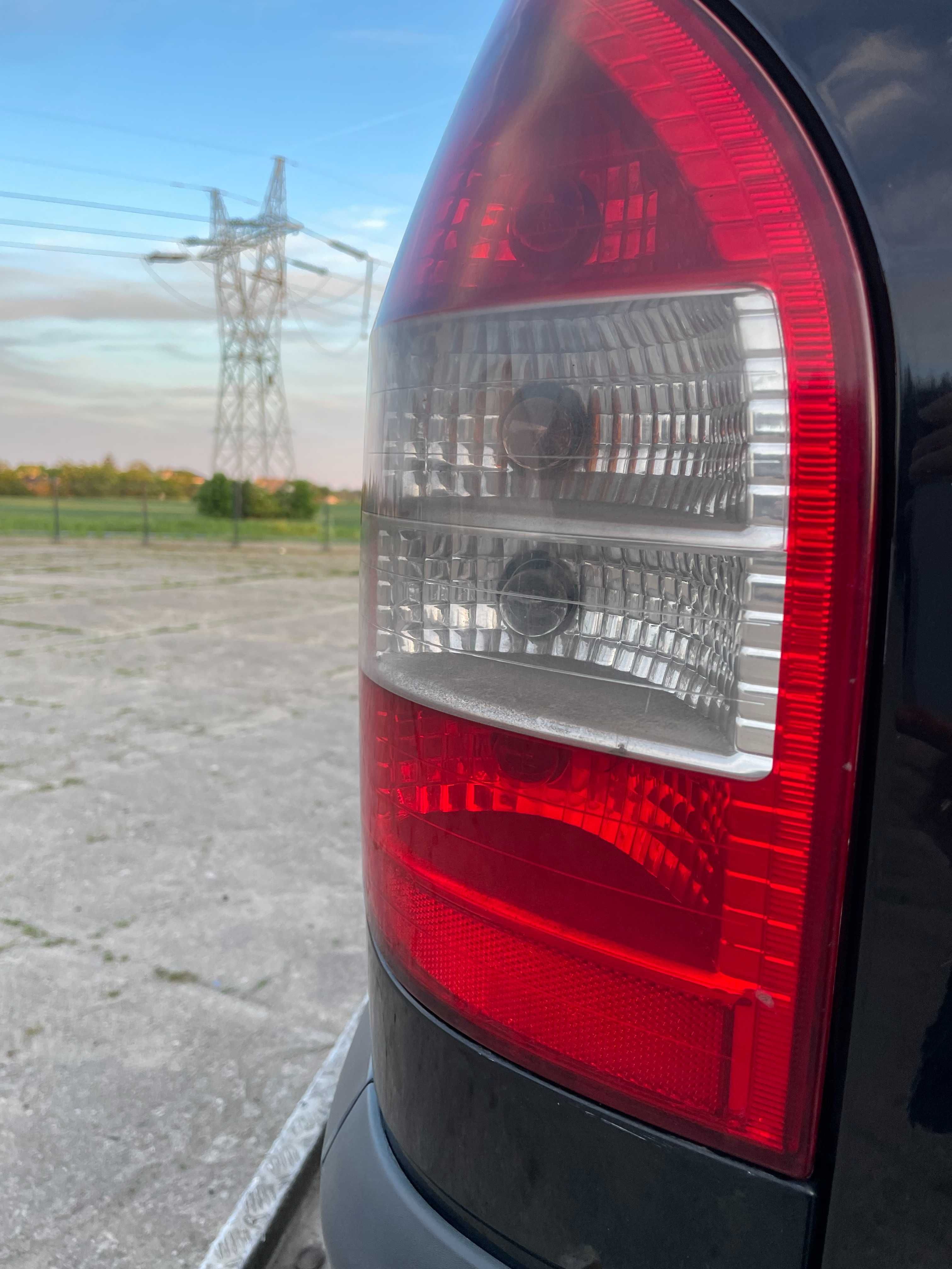 Komplet Lamp / Lampa Prawa + Lewa tylna / tył Opel Zafira A Lift 03-