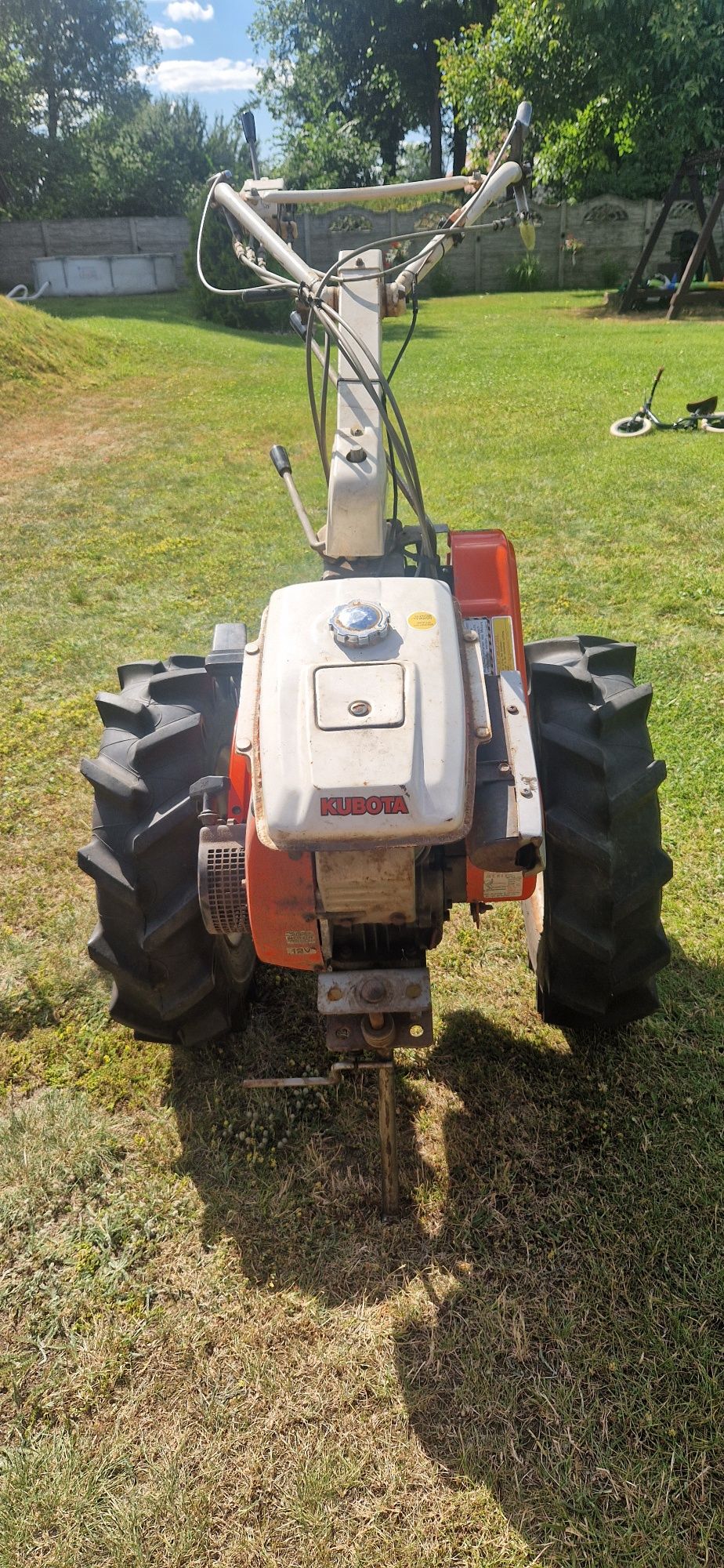 Traktorek jednoosiowy kubota