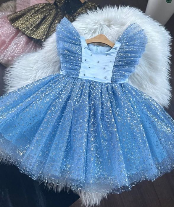 Новорічна святкова сукня зірочки