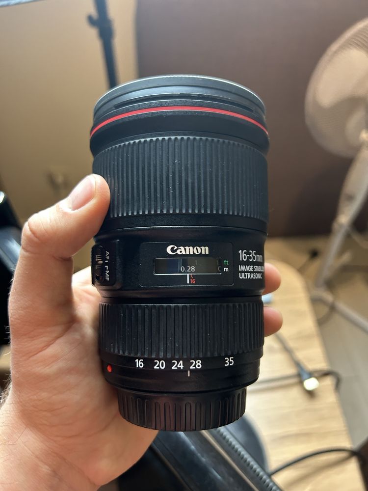 Canon 16-35mm f/4 L IS USM super stan