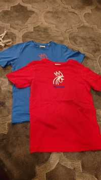 Koszulki T-shirt 12 lat; czerwona i niebieska, stan idealny