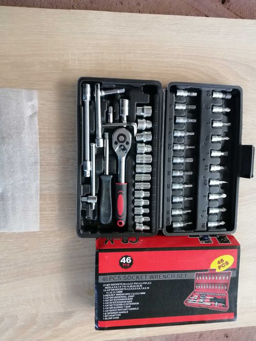 Удобный и компактный набор инструментов 46 элементов