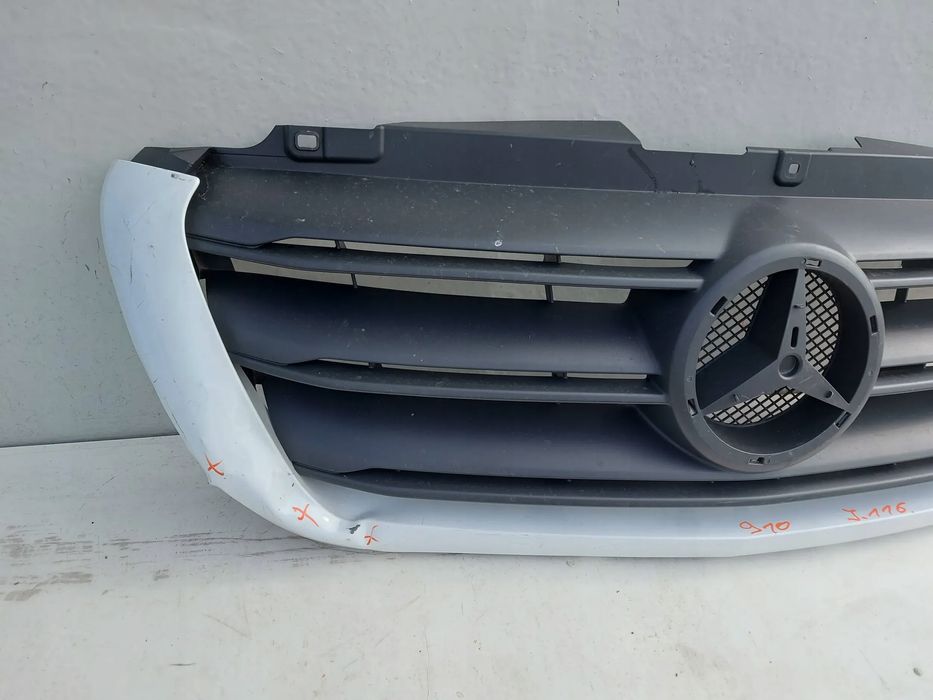 mercedes-benz sprinter w907 w910 18- grill atrapa blacha ramka