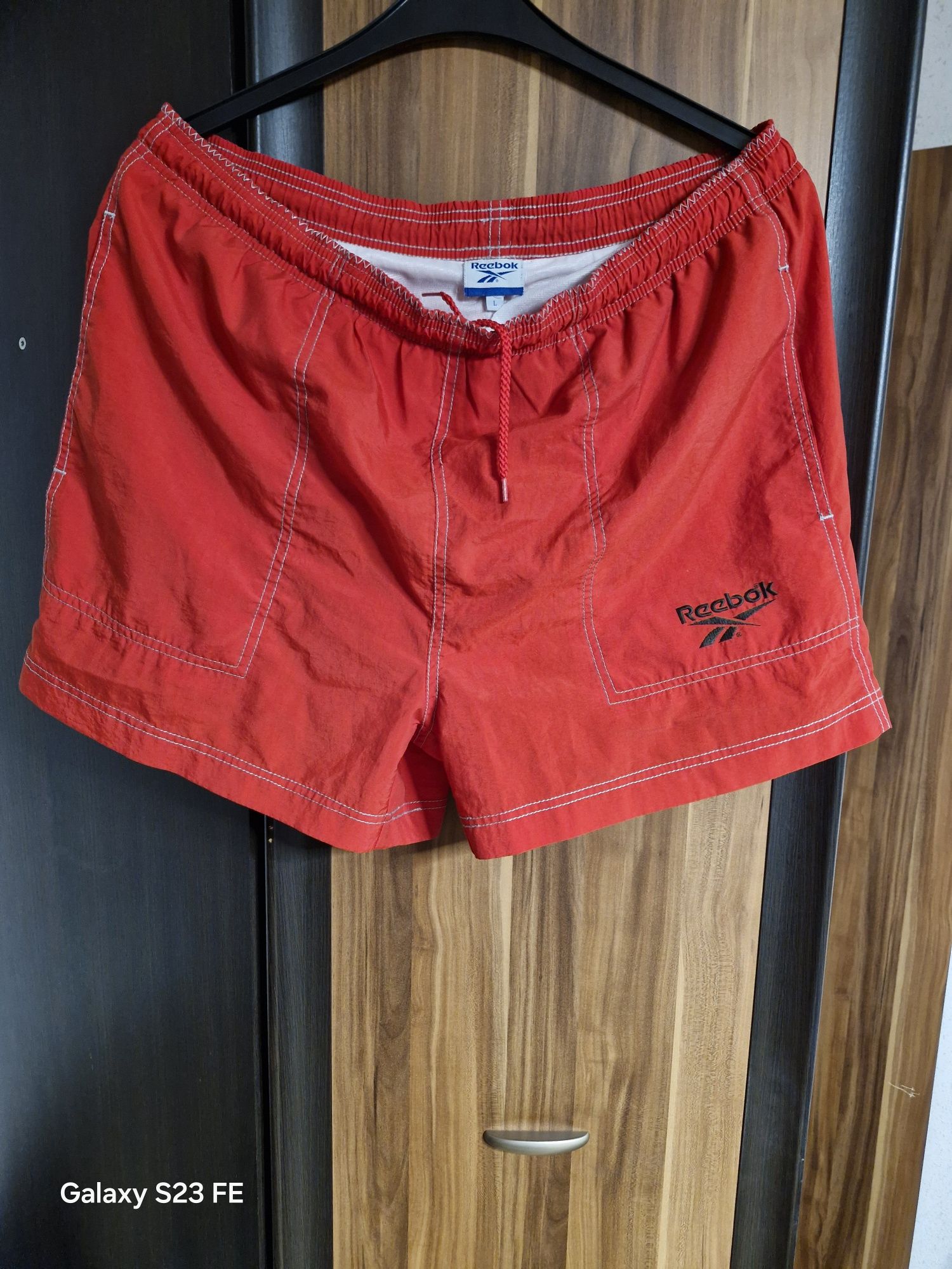Spodenki krotkie męskie Reebok rozmiar L stan idealny