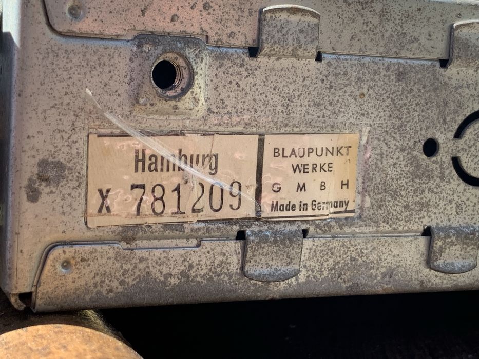 Автомобильное радио BLAUPUNKT Ретро