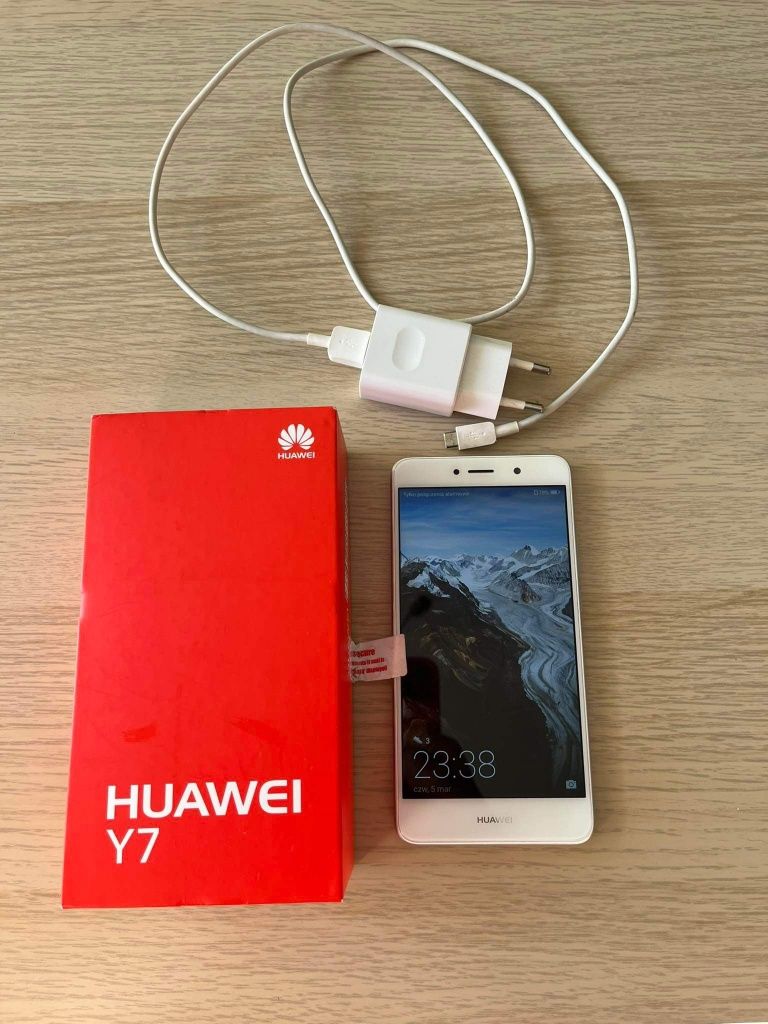 Smartfon Huawei Y7