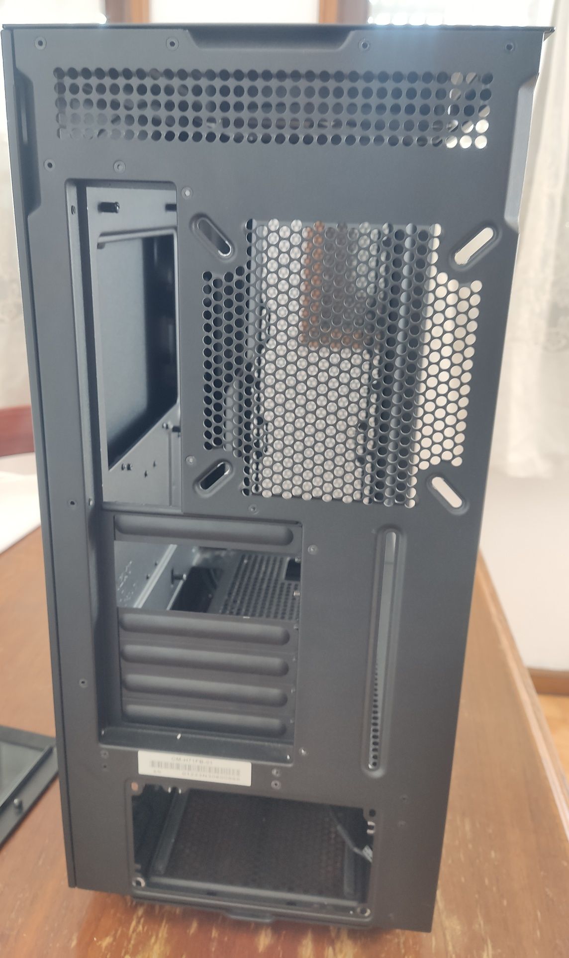 Caixa NZXT H7 flow