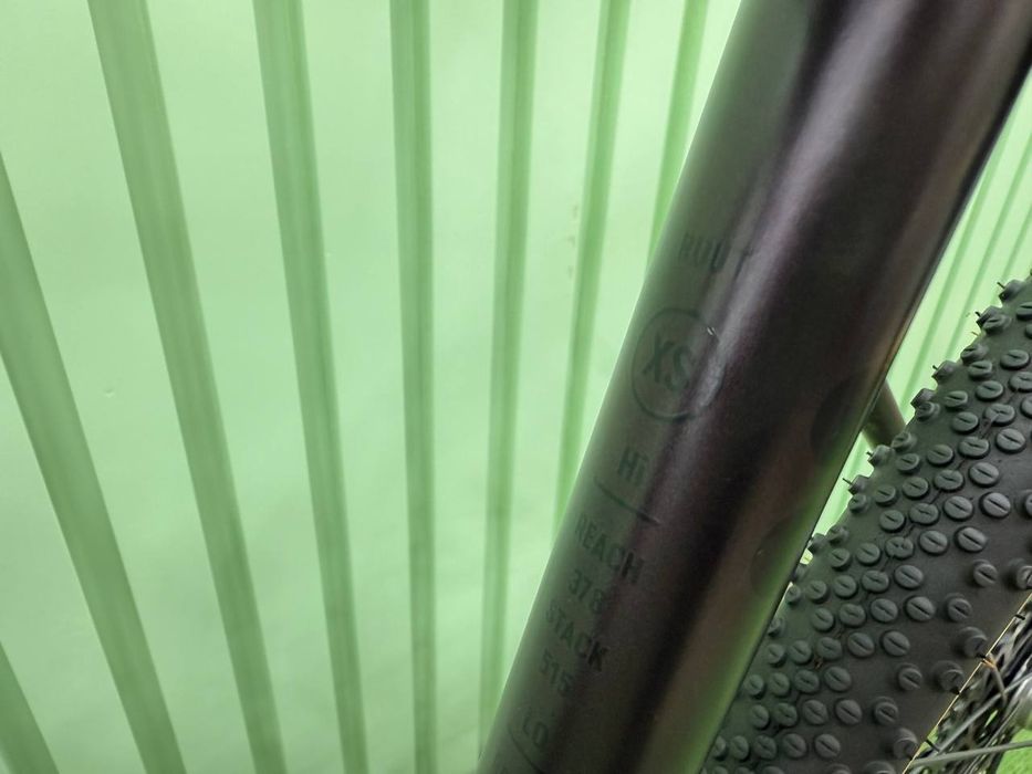 Мала рама XS Шикарний гравійний велосипед Rondo Ruut Shimano Apex 1x11