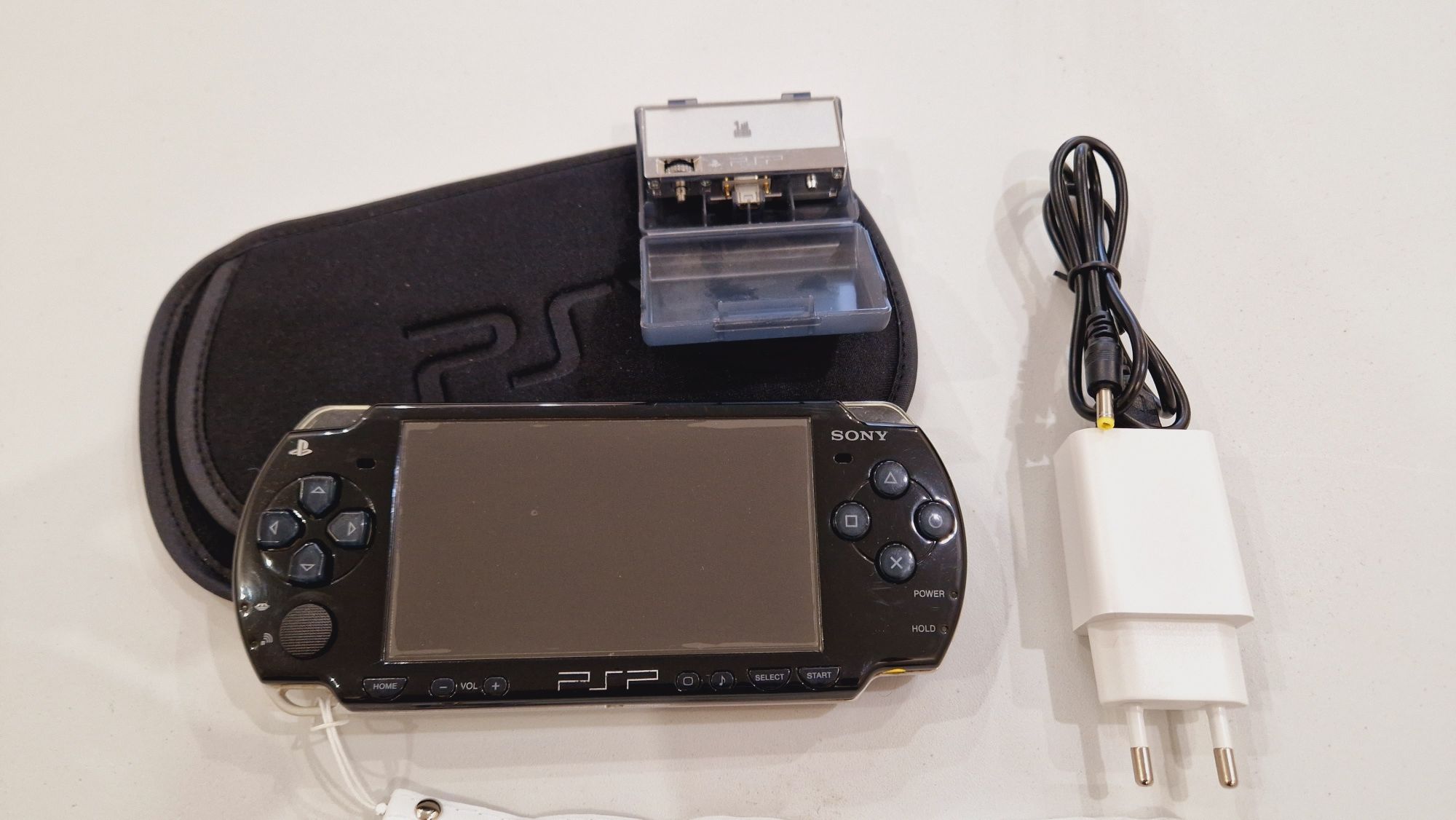 Sony PSP  64гиг 130игр+чехол!