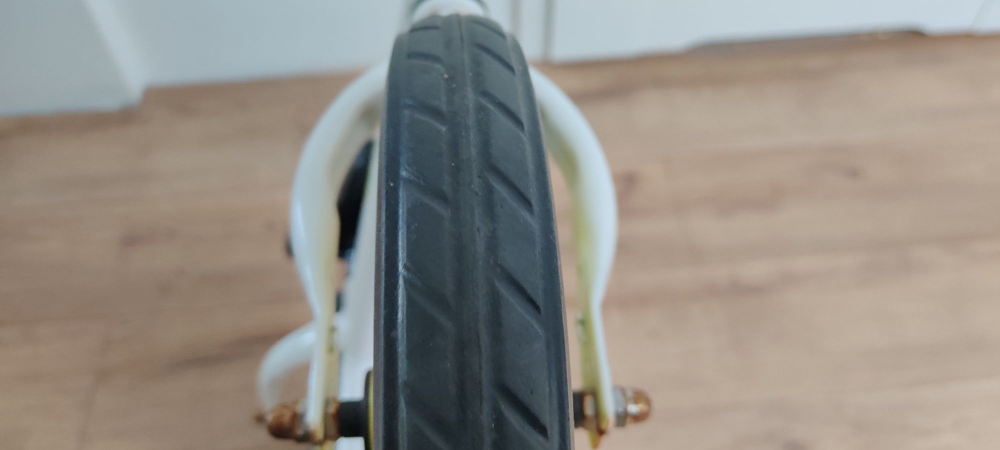 Rowerek biegowy b'twin runride z decathlon