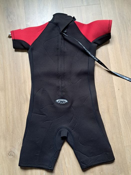 Kombinezon neoprenowy pianka neoprenowa 7-8 lat 122-128 K08