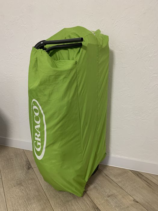 Дитяче ліжечко-манеж Graco