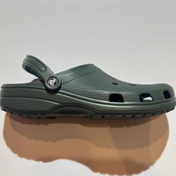 Crocs Classic Clog+jibbitz у комплекті