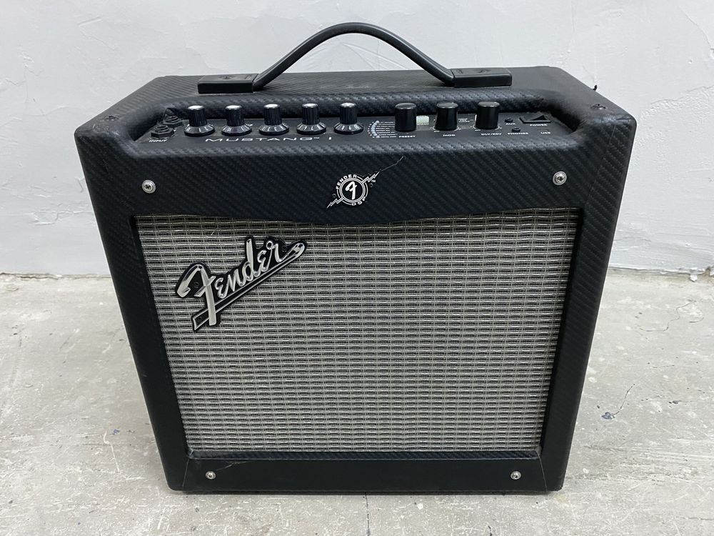 Wzmacniacz gitarowy Fender mustang 70w
